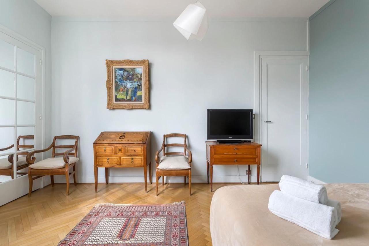 Suite Des Belges Parc Tete D'Or - 4 A 6 Voyageurs Lyon Exterior photo
